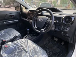 
										Toyota Aqua S full									