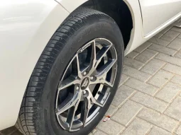 
										Toyota Aqua S full									