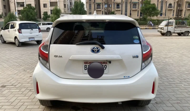
								Toyota Aqua S full									