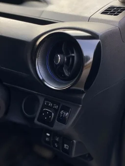 
										Toyota Aqua S full									