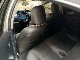 
										Toyota Aqua full									
