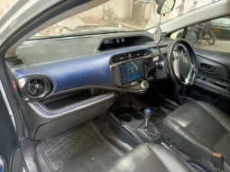 
										Toyota Aqua full									