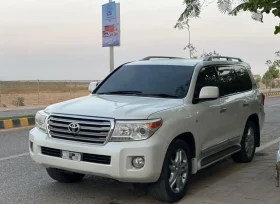Toyota Land Cruiser AX-G