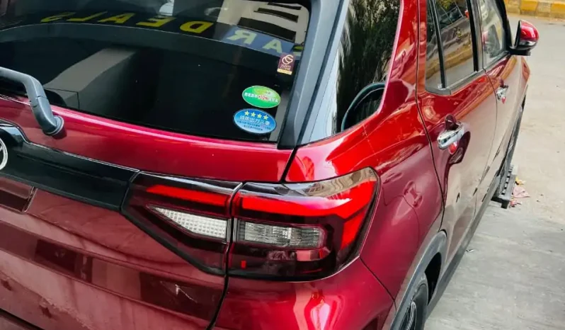 
								Toyota Raize full									