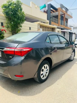 
										Toyota Corolla GLi full									