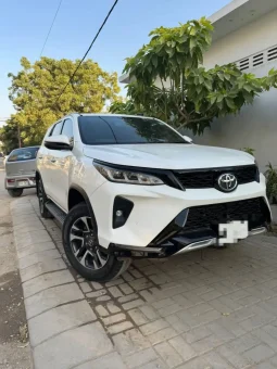Toyota Fortuner Legender