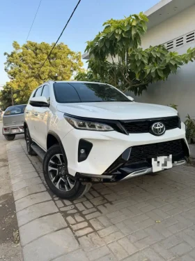 Toyota Fortuner Legender
