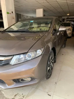 
										Honda Civic 1.8 Ug full									