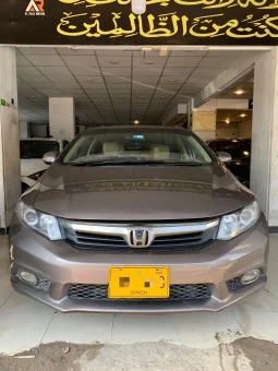 
										Honda Civic 1.8 Ug full									