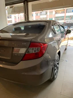
										Honda Civic 1.8 Ug full									