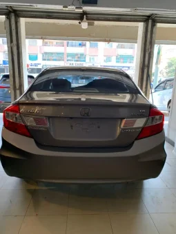 
										Honda Civic 1.8 Ug full									