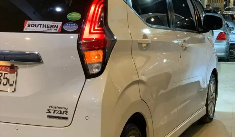 
								Nissan Dayz Highway Star full									