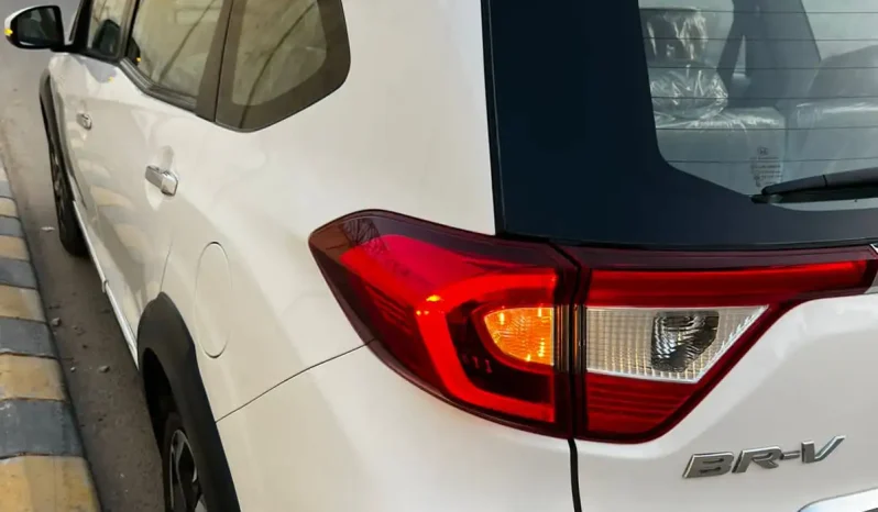 
								Honda BR-V S full									