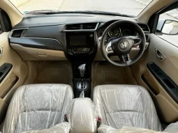 
										Honda BR-V S full									