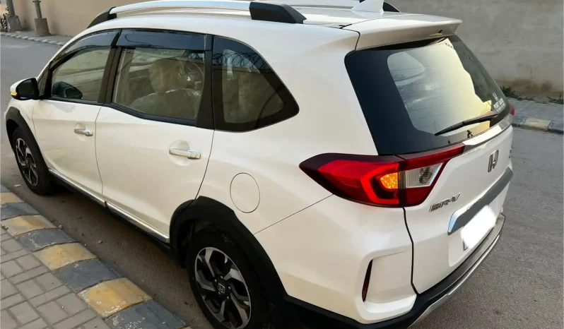 
								Honda BR-V S full									