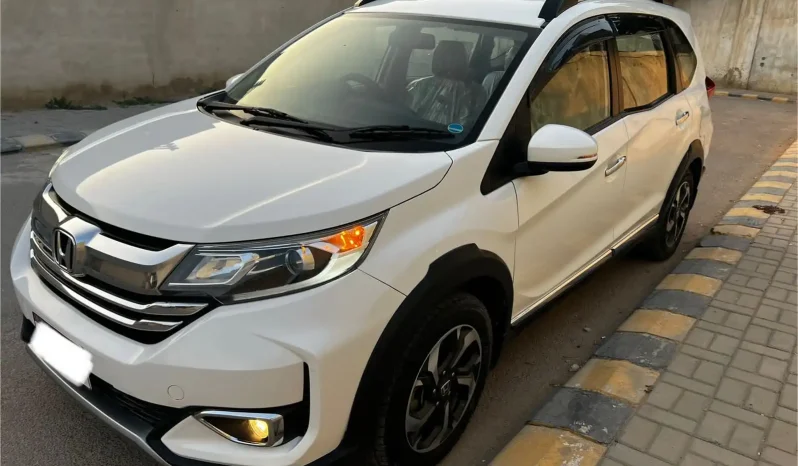 
								Honda BR-V S full									