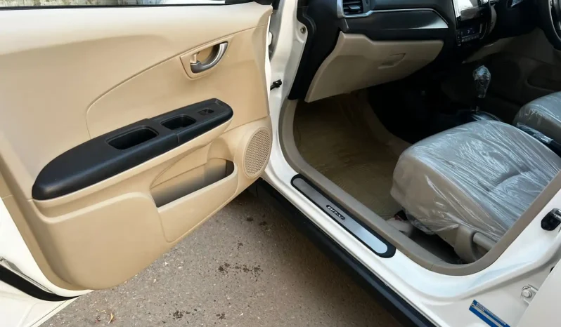 
								Honda BR-V S full									