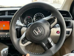 
										Honda BR-V S full									