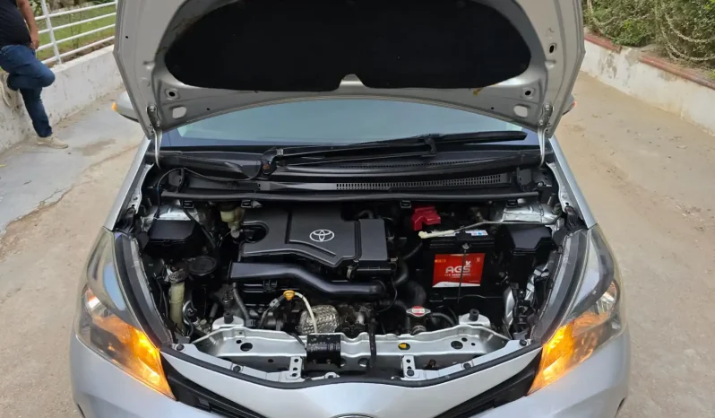 
								Toyota Vitz full									